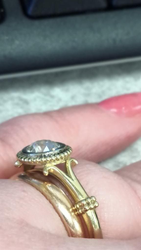Sparkly eye candy found at thefacetlounge.com!