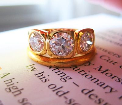 Sparkly eye candy found at thefacetlounge.com!