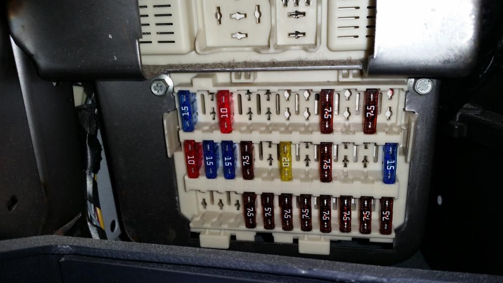 Ford Transit Forum • View topic - Fuses, Bl~~dy fuses on an 08 connect