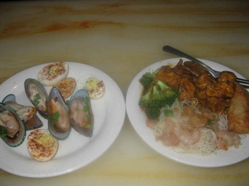 #Chicken and #Broccoli and #Tofu alogside boiled #eggs and #mussels - DrewryNewsNetwork.com