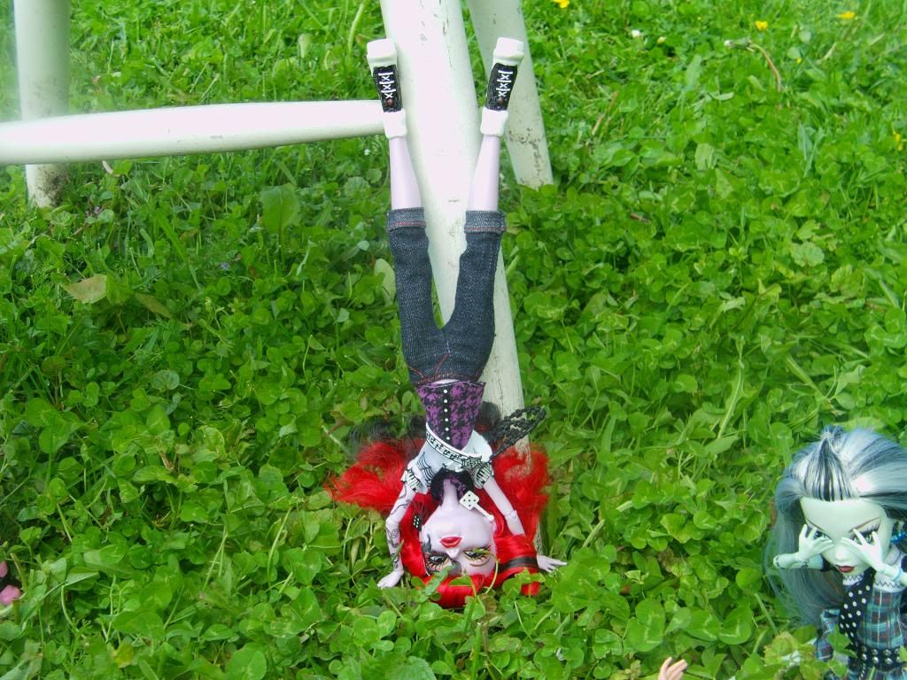 Monsterikuvia080.jpg