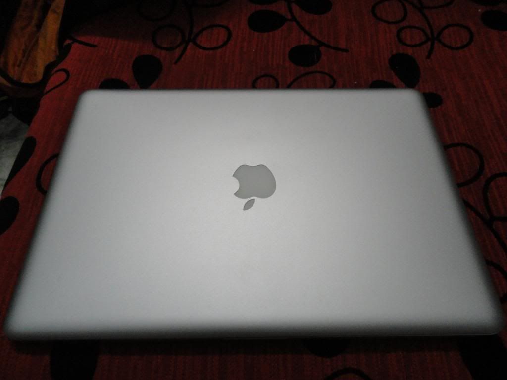 Bán Macbook Pro 2009 15 inch Core 2 2.66G/4G/320G keng 99%,zin 100%, giá rẻ nhất nè