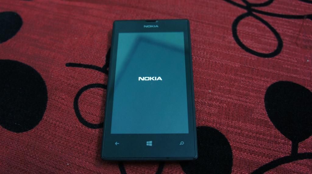 Bán nhanh Nokia Lumia 520 Đen mới 99%, còn Bh Nokia Care 6 tháng, giá rẻ nhất nè