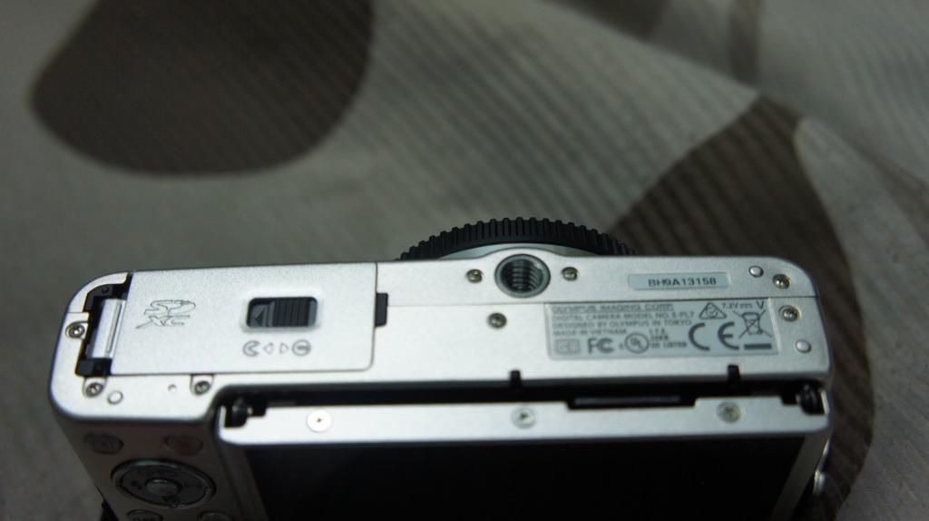 Bán Olympus E-PL7 mới 100% + Lens 14-42, giá ko thể tốt hơn - 3