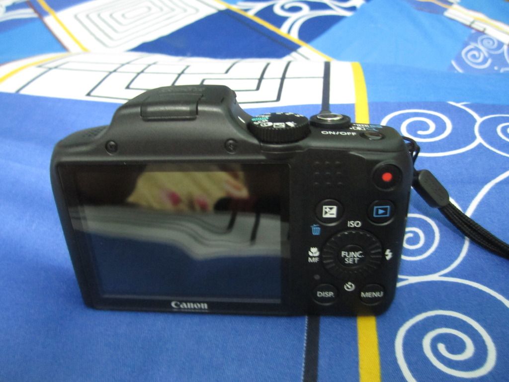 Bán nhanh Canon SX170IS 16 chấm 99% và Sony H300 20 chấm 99,99%, giá rẻ nè