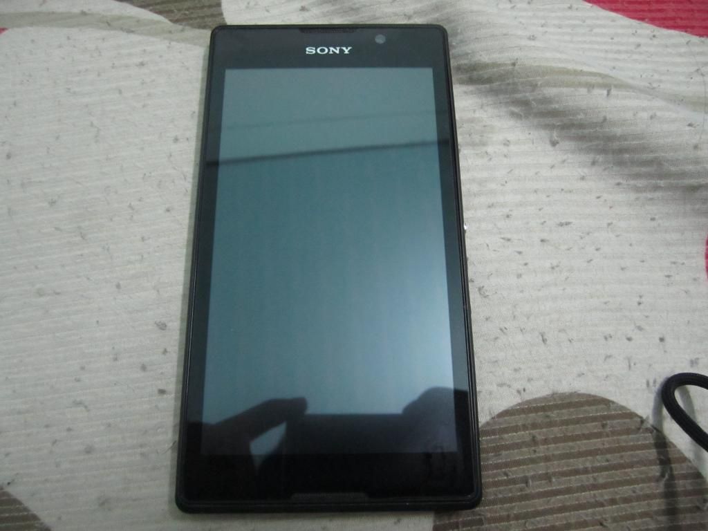 Bán nhanh Sony C2305 2 sim 2 sóng mới 99%, giá rẻ nhất nè