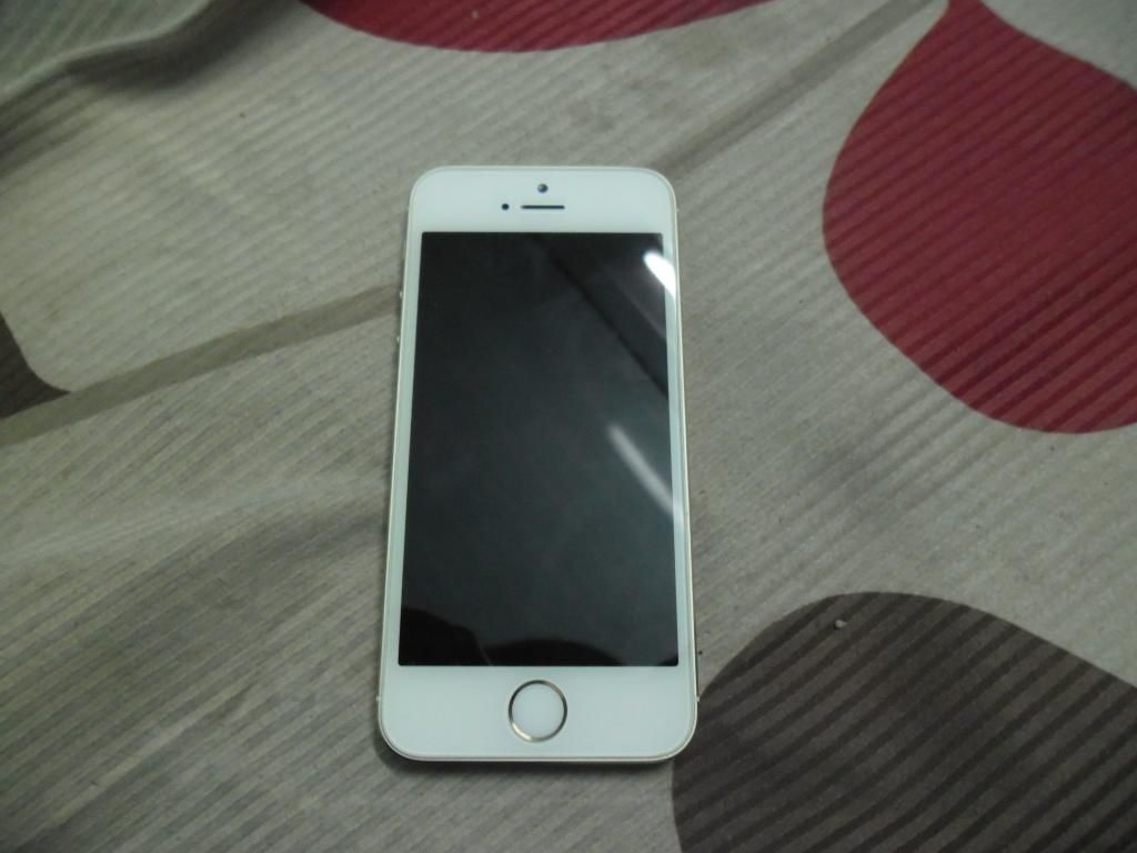 Bán nhanh Iphone 5s Gold 16G Quốc Tế mới 98% ,BH 1/2015 giá rẻ nhất nè