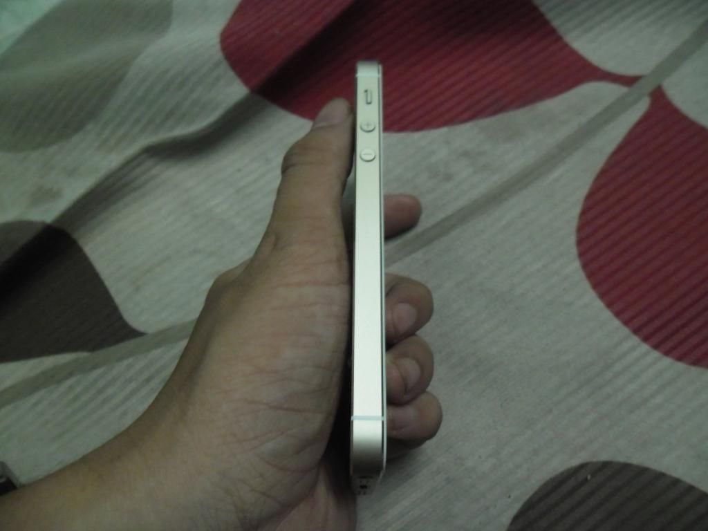 Bán nhanh Iphone 5s Gold 16G Quốc Tế mới 98% ,BH 1/2015 giá rẻ nhất nè - 2